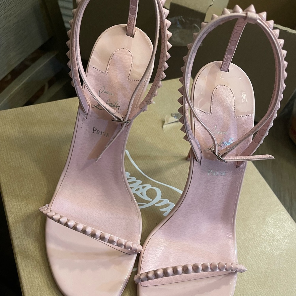 Christian louboutin so me 100